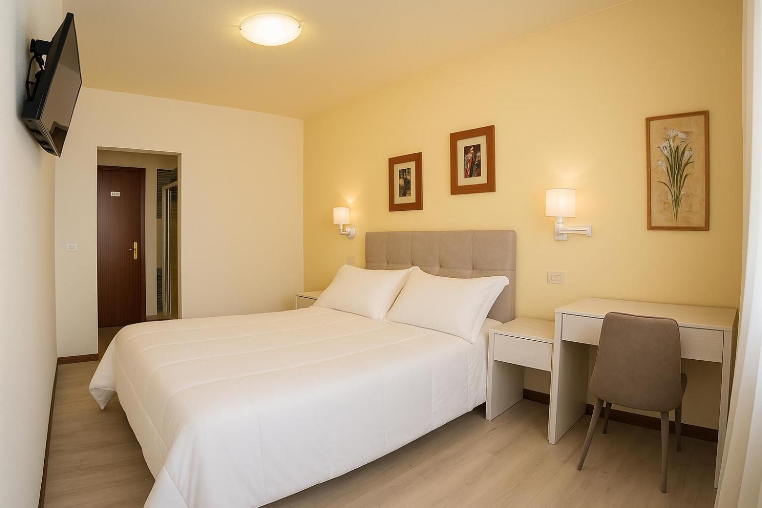 Hotel Elara Viveiro Zewnętrze zdjęcie